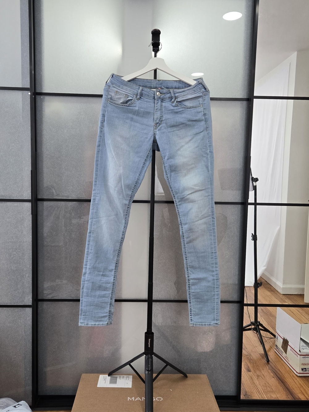 H&M Women's Divided Denim Skinny Jeans Size 8